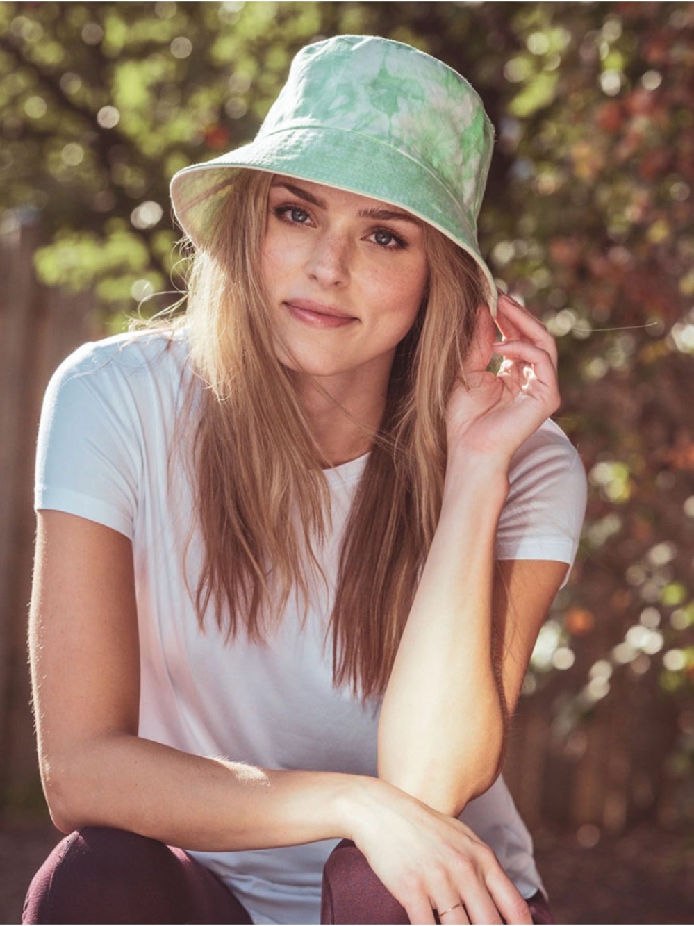 Women's Light Green Tie-Dye Bucket Hat